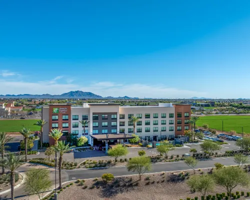 Holiday Inn Express & Suites GILBERT – MESA GATEWAY AIRPORT by IHG Hotels in Gilbert