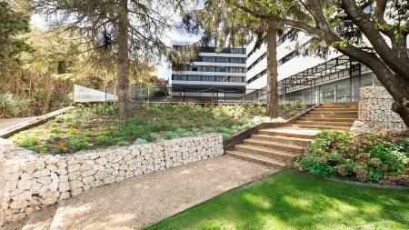 Hotel Pax Guadalajara Отели в г. Сируэлас