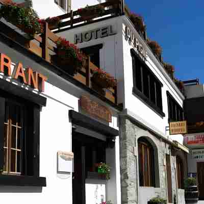 Hotel du Pigne Hotel Exterior