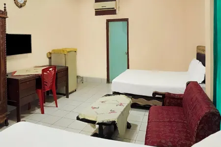 Hotel Rafflesia Tanjung Enim Отели в г. Tanjung Enim
