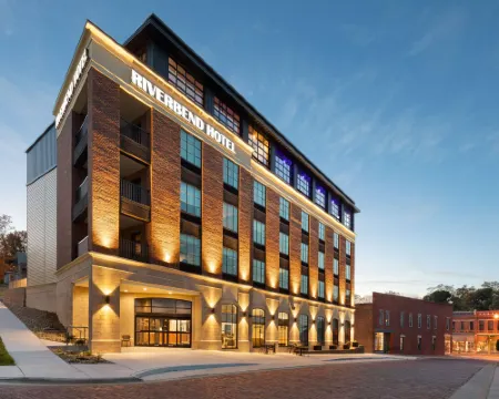 Riverbend Hotel and Suites, Trademark Collection by Wyndham Hotels in Ashtabula