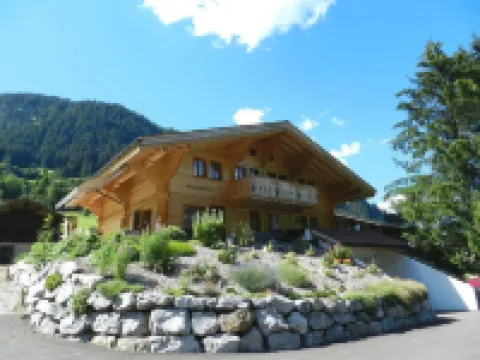 Majelas Heiti Hotels near Cabane-Glacier 3000