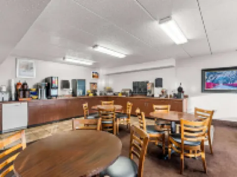 Days Inn by Wyndham Sioux Falls Empire Hotels in Sioux Falls