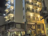 Pella Inn Hostel Hotels near Syntagma Square