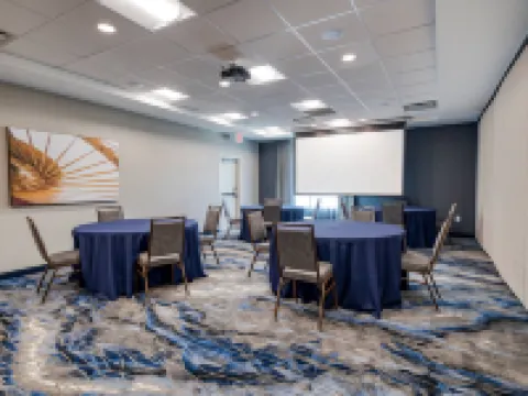 Fairfield Inn & Suites Charlotte Belmont Hotels in Gaston County