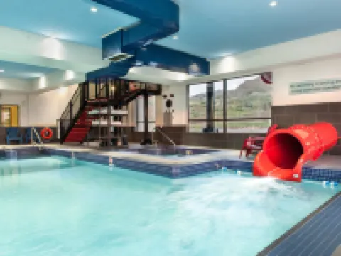 フェアフィールド・イン＆スイート・デスティン バーノンのホテル