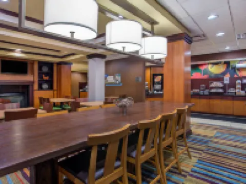 フェアフィールド イン & スイーツ バイ マリオット セヴィアビル コダック セバービルのホテル