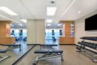 弗洛伍德傑克遜機場萬豪TownePlace套房酒店 - 健身室/gym room