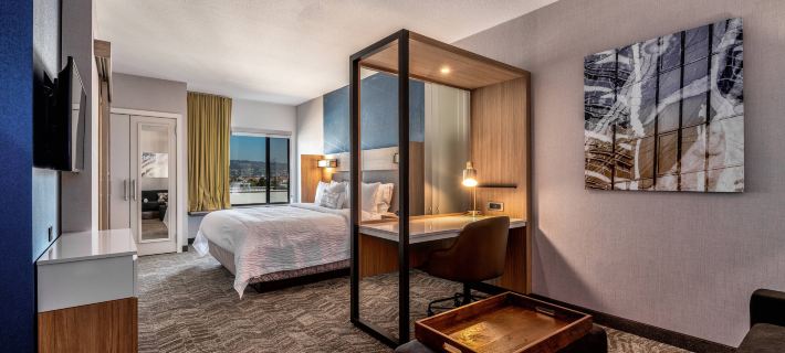 SpringHill Suites Oakland Airport Отели в г. Аламида