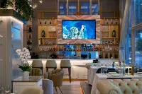 W Dallas - 5-Star