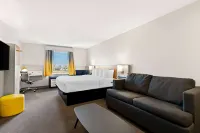 Holiday Inn Express & Suites GEORGE - QUINCY SOUTH Hotel a George