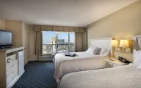 Hampton Inn & Suites Myrtle Beach-Oceanfront Các khách sạn gần Myrtle Manor