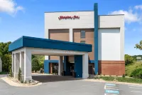 Hampton Inn Front Royal Hotels near Riverton Commons