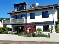 Bright, modern apartment with charm in Dahn Ξενοδοχεία στην πόλη Dahn