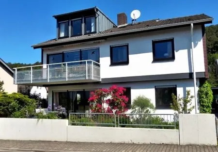 Bright, modern apartment with charm in Dahn Отели в г. Дан