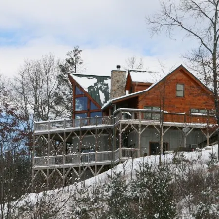 Awesome View 2500 Sqft Decks 8 Person Spa Mins to Blue Ridge Pkway & New River