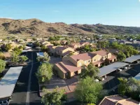 Mountain Base 2Bd Condo - near Tempe & PHX Airport