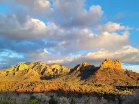 Beds For 9 Heads!  In the Hot Middle of All The Action!