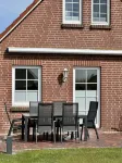 Detached modern vacation home with large garden near the dyke!