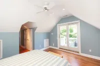Waterfront Home w/ Stunning Views, Deepwater Dock, Pool, HotTub, Kayaks & More - 4 ดาว