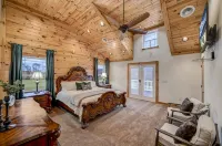 Scenic mountain home overlooking the Susquehanna river with pool and hot tub