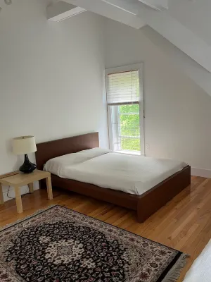 Open floor plan 2 bedroom in downtown Bar Harbor on second floor