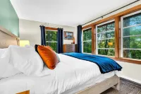 Hike&Ski&IceFishing Family&DogFriendly GreatViews Hotels in Sebago