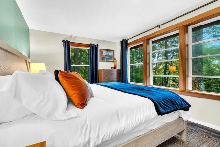 Hike&Ski&IceFishing Family&DogFriendly GreatViews