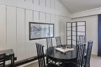 3-bedroom vacation home just a 14-minute walk to Schuss Mountain