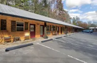 14 on the Ridge, Pet Friendly!