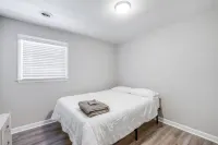 Spacious 8 Bed Home Near North Hills, DT, Airport