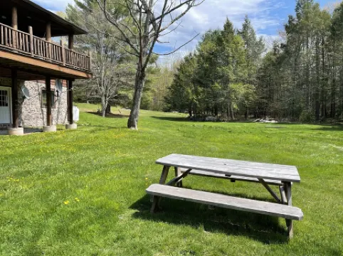 Perfect Summer / Fall Getaway with Amazing Fireplace for Gathering / Relaxation.