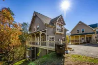 FLIPFLOP LODGE-KING BEDS-HOT TUB-HEATED  POOL-FASTWIFI-BBQ-GAMES-5MIN TO PARKWAY
