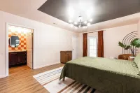 The PanAm Flat - 2bed/2bath next to hospitals & Scott AFB