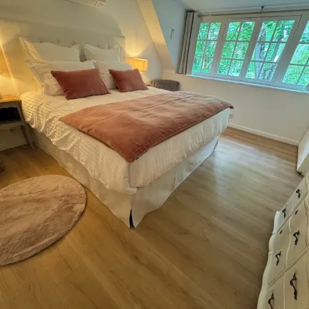 Villa de Luxe Avec Climatisation et Terrasse, Idéal Pour Visiter Paris!
