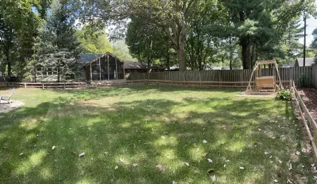 Cheerful Spacious 4 bd Home Walks to Purdue, Sports, and Golf, & Game Arcade! Отели в г. Уэст-Лафайетт