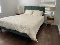 Secluded 2BR house in the trees 1mi from BHM city - sauna, hot tub, ping pong