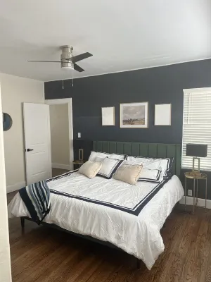 Fresh remodel in neighborhood with great Architecture from early 1900's. Hotels in 