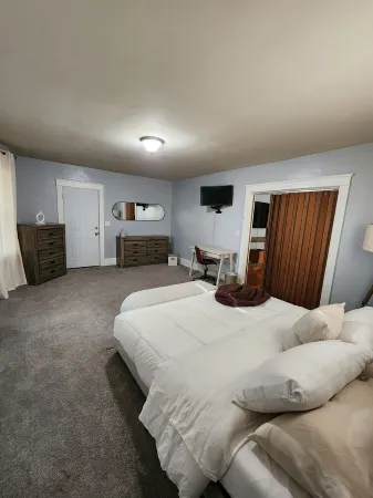 Spacious luxury 3 bedroom apartment Отели рядом с достопримечательностью «Lambda Chi Alpha»