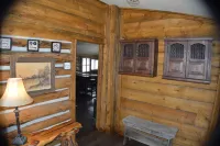 Needle Rock Cabin on 80 acres!