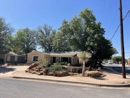 Home in Medical District. Near TTU & Downtown. Backyard oasis w lots of parking!