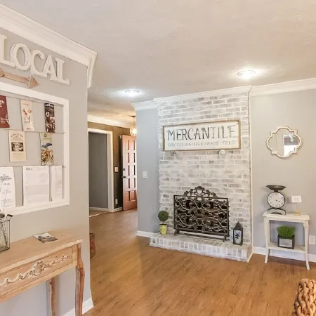 Classy Country Home But Convenient  - Minutes to Downtown Franklin/Liepers Fork!