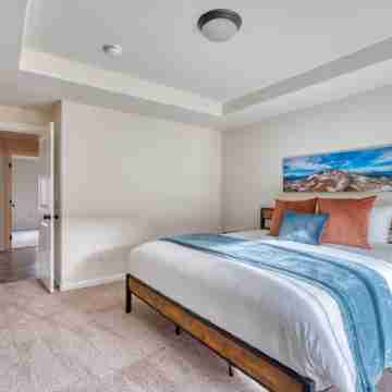 Redmond Basecamp Getaway = Fun/Climb/Hike/Ski/Family-Smith/ExpoCtr/Sisters/Bend! Rooms