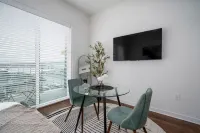 Chic Downtown Studio Oasis w/ Private Balcony