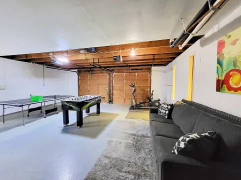 NEW!Beaverton Haven with yard; Pets Allowed