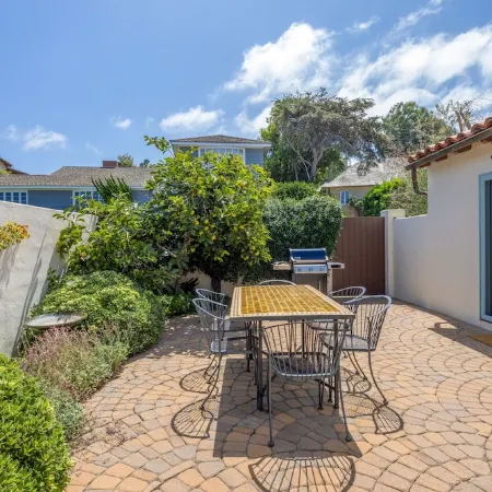 La Jolla Shores Beach House - Steps to the ocean!