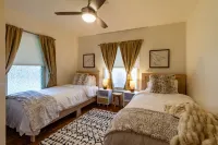 Alamo City Oasis, private pool and close to all the sights Hotels in Northwest San Antonio