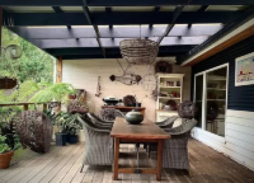 Delightful, dog friendly, cosy fire, comfy beds