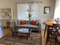 Spacious room with private entrance near Bidwell Park! Hotels near Steve G Harrison Memorial Arch