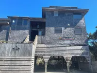 Entire Beach-Front Home, 5 Balconies, Breathtaking Views, Private Beach Access - Boutique